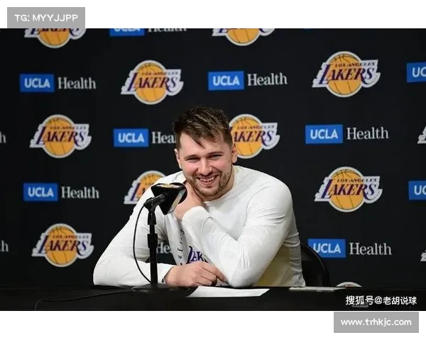 东契奇季后赛场均35+10+10 独行侠为其开出超级顶薪合同 东契奇季后赛场均35+10+10 独行侠为其开出超级顶薪合同