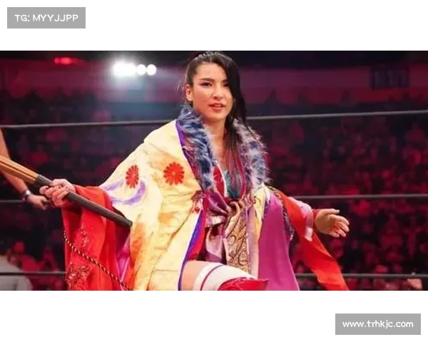 UFC 316 哈里森木村锁技降服佩尼亚 成功加冕女子雏量级新冠军 UFC 316 哈里森木村锁技降服佩尼亚 成功加冕女子雏量级新冠军